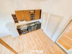 Pronájem bytu 1+kk, Praha - Holešovice, V zákoutí, 30 m2