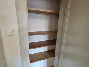 Pronájem bytu 1+kk, Praha - Holešovice, V zákoutí, 30 m2