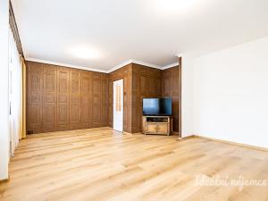 Pronájem bytu 3+1, Praha - Kobylisy, Kurkova, 92 m2