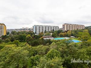 Pronájem bytu 3+1, Praha - Kobylisy, Kurkova, 92 m2
