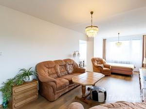 Pronájem bytu 3+1, Praha - Kobylisy, Kurkova, 92 m2