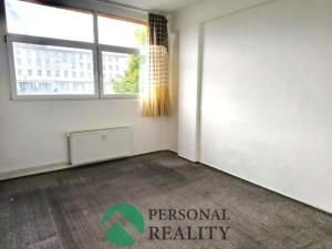 Prodej bytu 3+1, Zruč nad Sázavou, náměstí Míru, 64 m2
