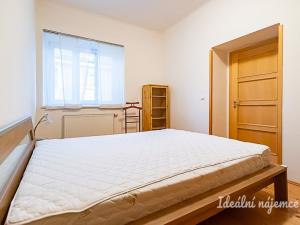 Pronájem bytu 2+kk, Praha - Nusle, U družstva Život, 59 m2