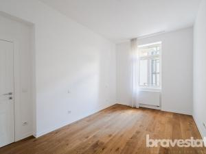 Prodej bytu 3+kk, Praha - Smíchov, Kmochova, 69 m2