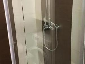 Pronájem bytu 2+kk, Praha - Podolí, Levá, 42 m2