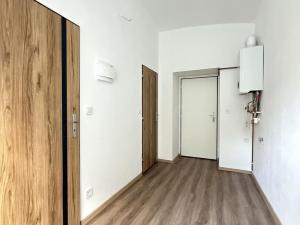 Pronájem bytu 2+kk, Osek, Tovární, 57 m2