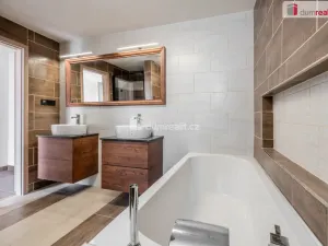 Prodej rodinného domu, Vědomice, Vetelská, 460 m2