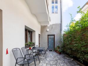 Prodej vícegeneračního domu, Benešov, Masarykovo náměstí, 256 m2