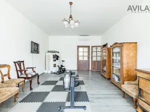 Prodej vícegeneračního domu, Benešov, Masarykovo náměstí, 256 m2