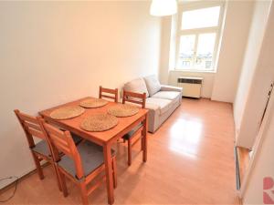 Prodej bytu 1+1, Praha - Nusle, Svatoslavova, 36 m2