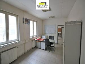 Pronájem výrobních prostor, Plzeň - Skvrňany, Na Pomezí, 1980 m2