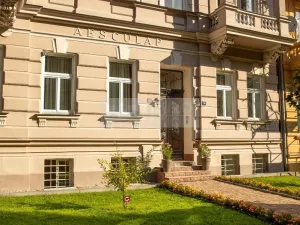 Prodej bytu 2+kk, Karlovy Vary, Sadová, 49 m2