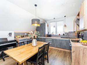Prodej bytu 4+kk, Větrušice, Jižní, 96 m2