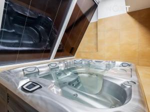 Prodej rodinného domu, Praha - Šeberov, K Safině, 417 m2