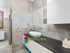 Prodej rodinného domu, Úsilné, 159 m2