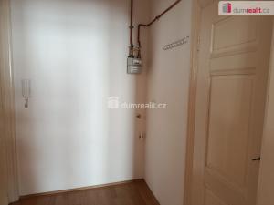 Pronájem bytu 1+1, Praha - Vršovice, Na spojce, 54 m2
