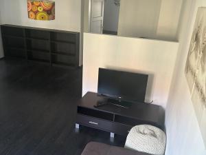 Prodej bytu 3+kk, Praha - Bubeneč, Národní obrany, 50 m2