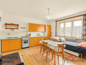 Prodej rodinného domu, Psáře, 250 m2