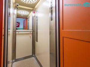 Prodej bytu 3+1, Rotava, Sídliště, 75 m2