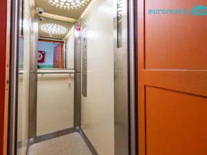 Prodej bytu 3+1, Rotava, Sídliště, 75 m2