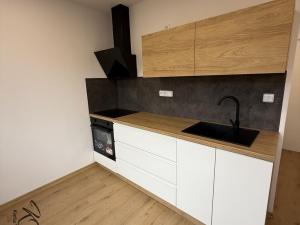 Prodej bytu 1+1, Vsetín, Ohrada, 34 m2