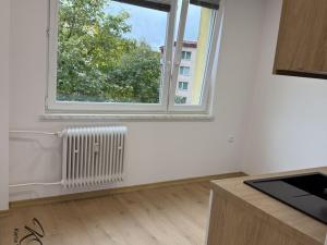 Prodej bytu 1+1, Vsetín, Ohrada, 34 m2