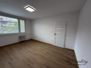 Prodej bytu 1+1, Vsetín, Ohrada, 34 m2