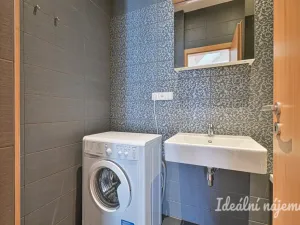 Pronájem bytu 2+1, Brno, Zahradnická, 79 m2