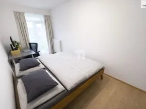 Prodej bytu 2+kk, Praha - Holešovice, V závětří, 49 m2