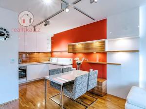 Prodej bytu 2+kk, Praha - Žižkov, Havlíčkovo náměstí, 60 m2