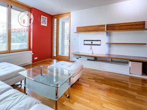 Prodej bytu 2+kk, Praha - Žižkov, Havlíčkovo náměstí, 60 m2