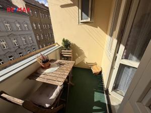 Pronájem bytu 2+kk, Praha - Vršovice, Holandská, 40 m2