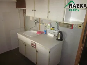 Prodej bytu 1+kk, Jindřichův Hradec, Sídliště Vajgar, 27 m2