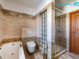 Prodej vícegeneračního domu, Mariánské Lázně, Kubelíkova, 306 m2