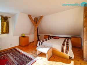 Prodej vícegeneračního domu, Mariánské Lázně, Kubelíkova, 306 m2
