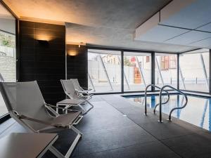 Pronájem bytu 2+kk, Praha - Smíchov, Holečkova, 88 m2