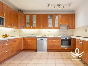 Pronájem rodinného domu, Hrubá Skála, 145 m2