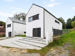 Prodej rodinného domu, Mnichovice, Švermova, 161 m2