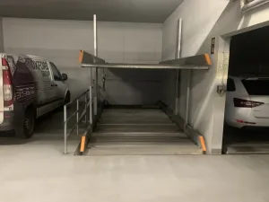 Pronájem garáže, Praha - Vršovice, Rostovská, 15 m2