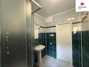 Pronájem bytu 2+1, Úpice, Na Veselce, 64 m2