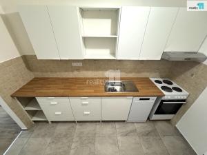 Pronájem bytu 3+kk, Praha - Horní Počernice, Chodovická, 67 m2