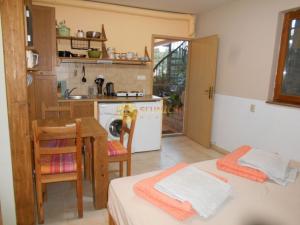 Prodej apartmánu, Splitska, Chorvatská republika, Varos III, 100 m2