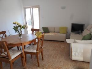 Prodej apartmánu, Splitska, Chorvatská republika, Varos III, 100 m2
