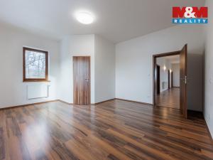 Prodej rodinného domu, Nová Role - Mezirolí, 376 m2
