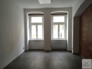 Pronájem kanceláře, Karlovy Vary, Lázeňská, 18 m2