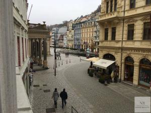 Pronájem kanceláře, Karlovy Vary, Lázeňská, 18 m2