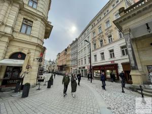 Pronájem kanceláře, Karlovy Vary, Lázeňská, 18 m2