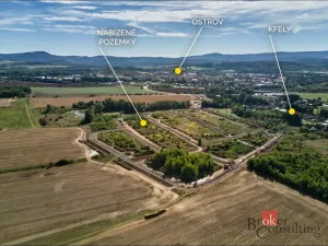 Prodej pozemku pro bydlení, Ostrov - Kfely, 697 m2