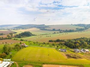 Prodej pozemku pro bydlení, Soběsuky - Skržice, 3050 m2