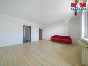 Prodej bytu 3+1, Domažlice, Ladova, 76 m2